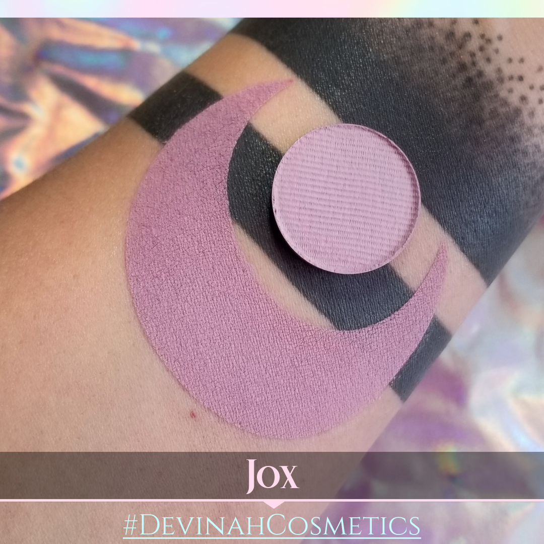 Matte eyeshadow, pink eyeshadow, mauve eyeshadow