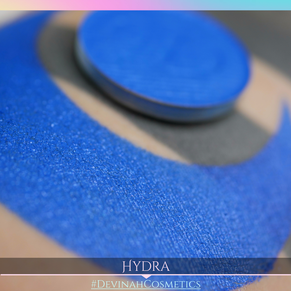 Hydra bluest blue shimmer eyeshadow