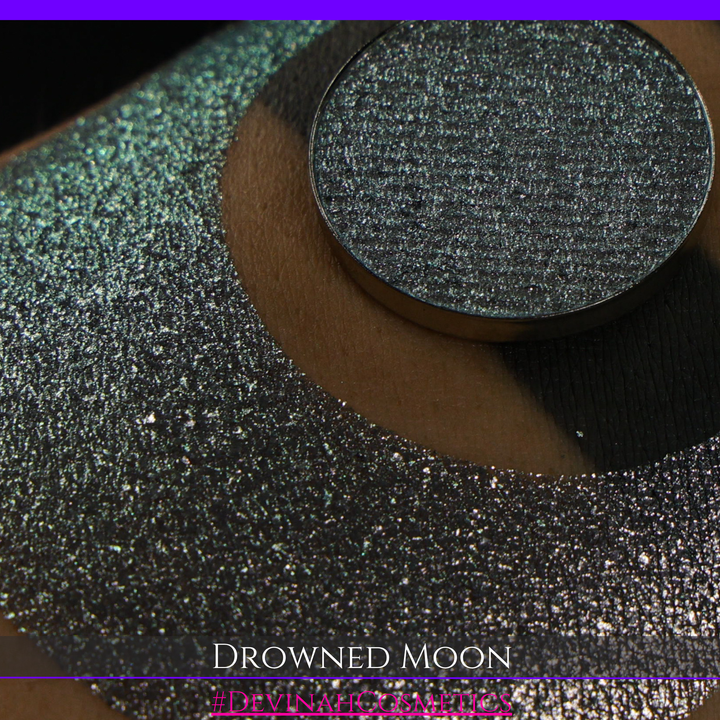 DROWNED MOON Pressed Pigment