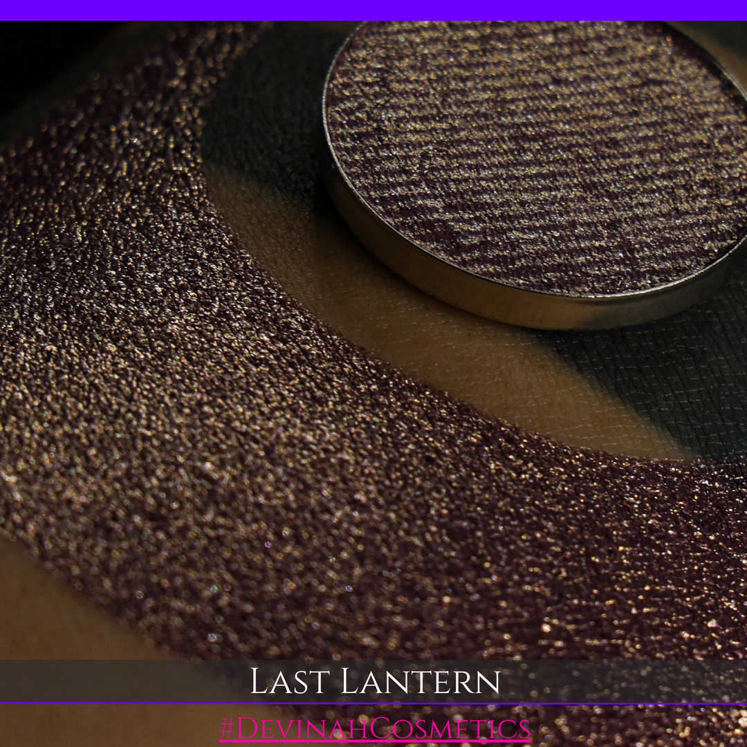 LAST LANTERN Pressed Pigment