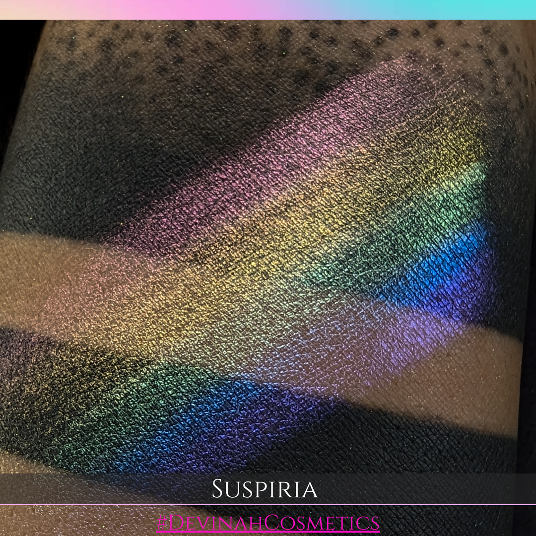 SUSPIRIA Iridescent Rainbow Highlighter