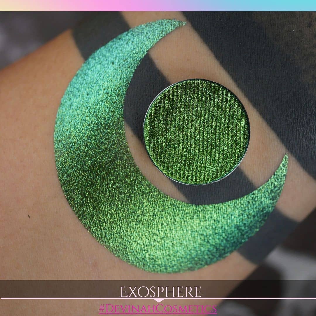 Multichrome multi chrome green yellow blue teal eyeshadow eye shadow