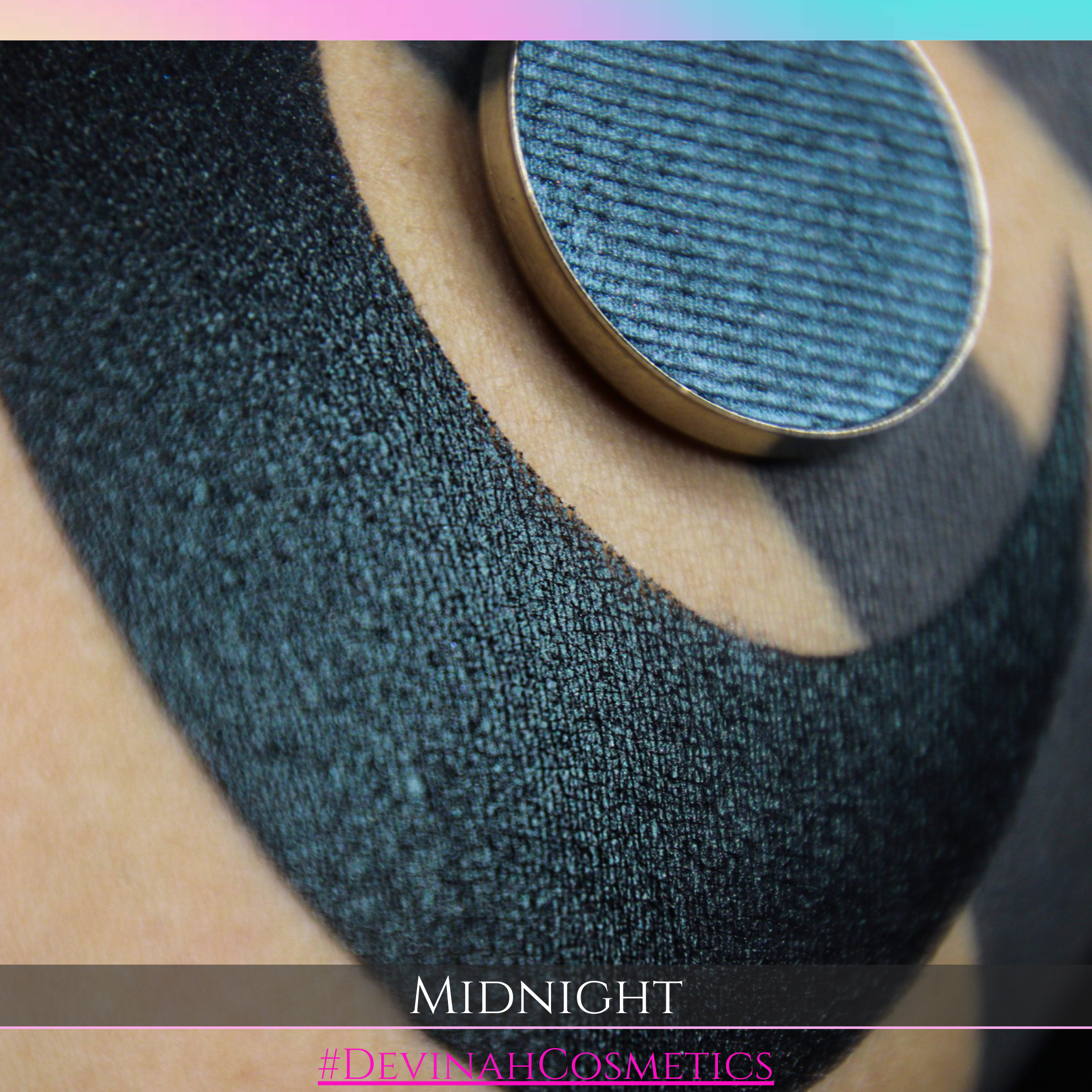 MIDNIGHT Pressed Pigment