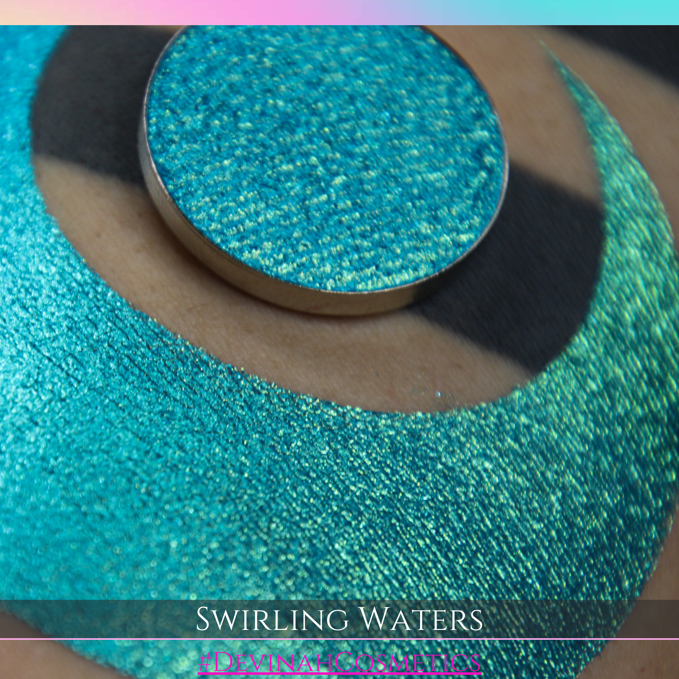 SWIRLING WATERS Pressed Pigment