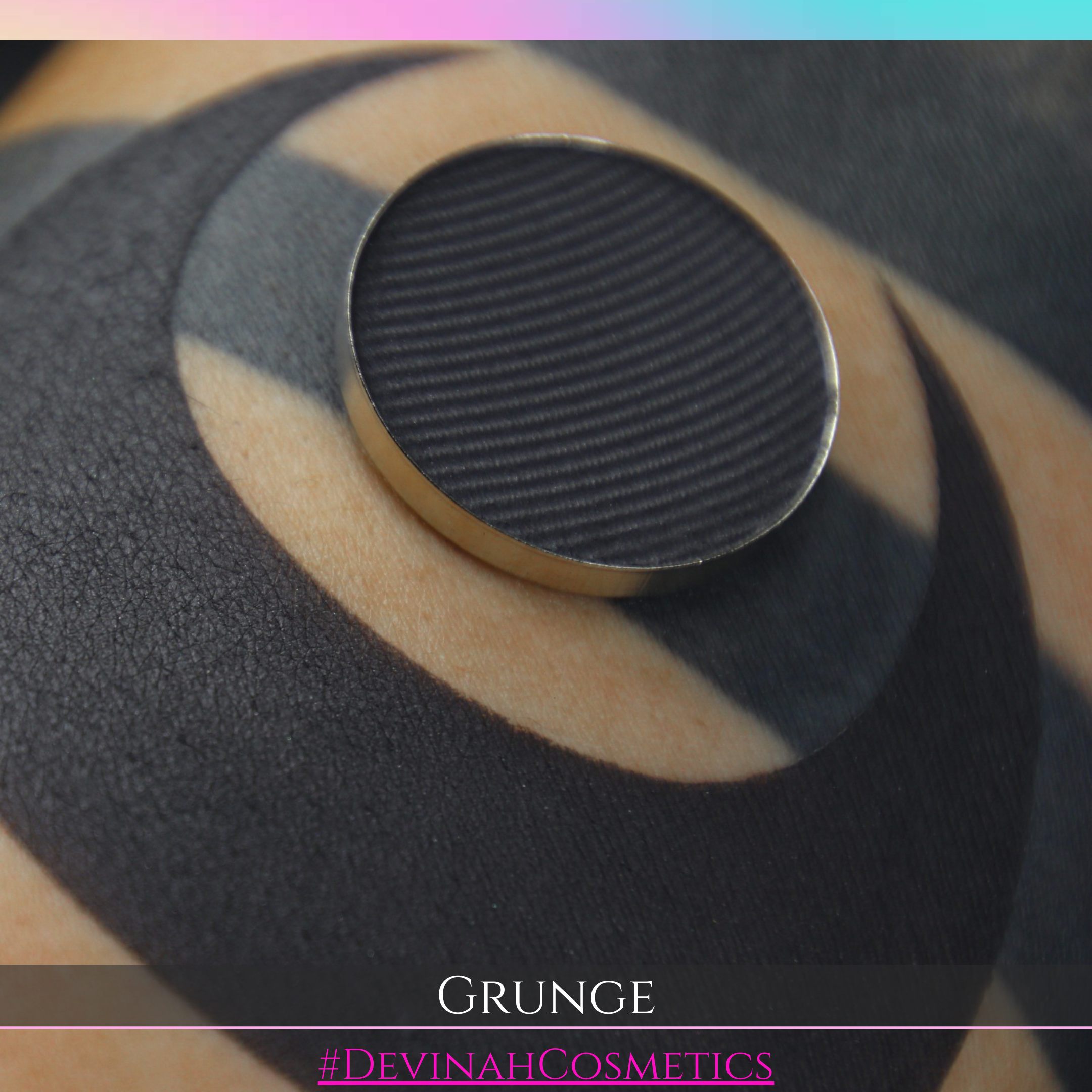 GRUNGE Pressed Matte