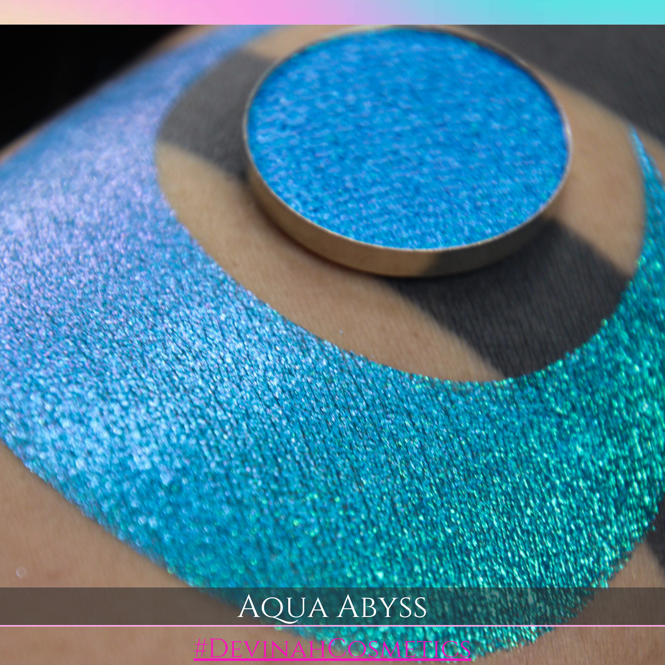 AQUA ABYSS Pressed Pigment