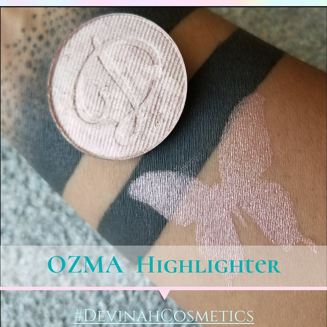 OZMA Face and Body Highlighter