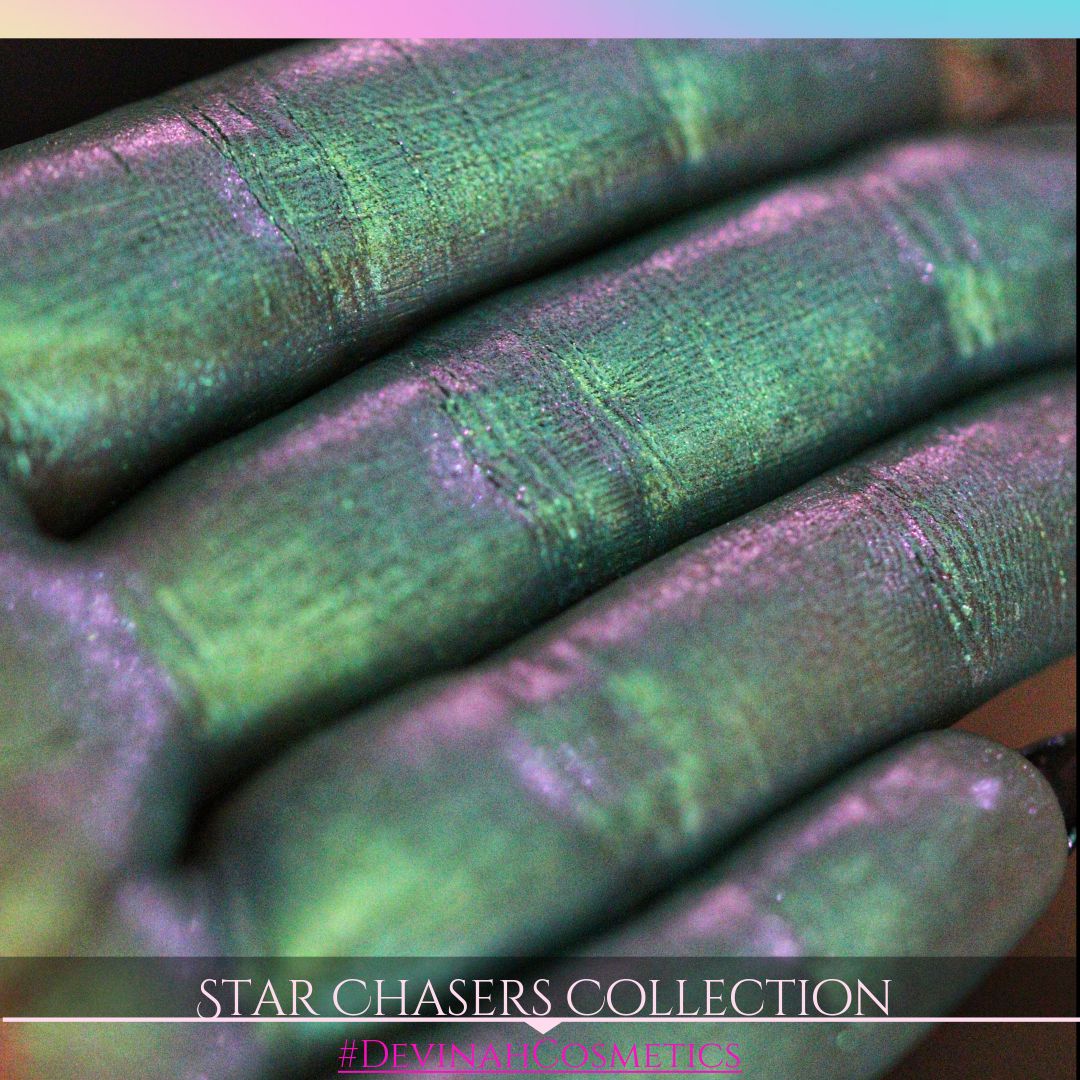 Star Chaser duochrome multichome eyeshadow eye shadow blue teal pink green