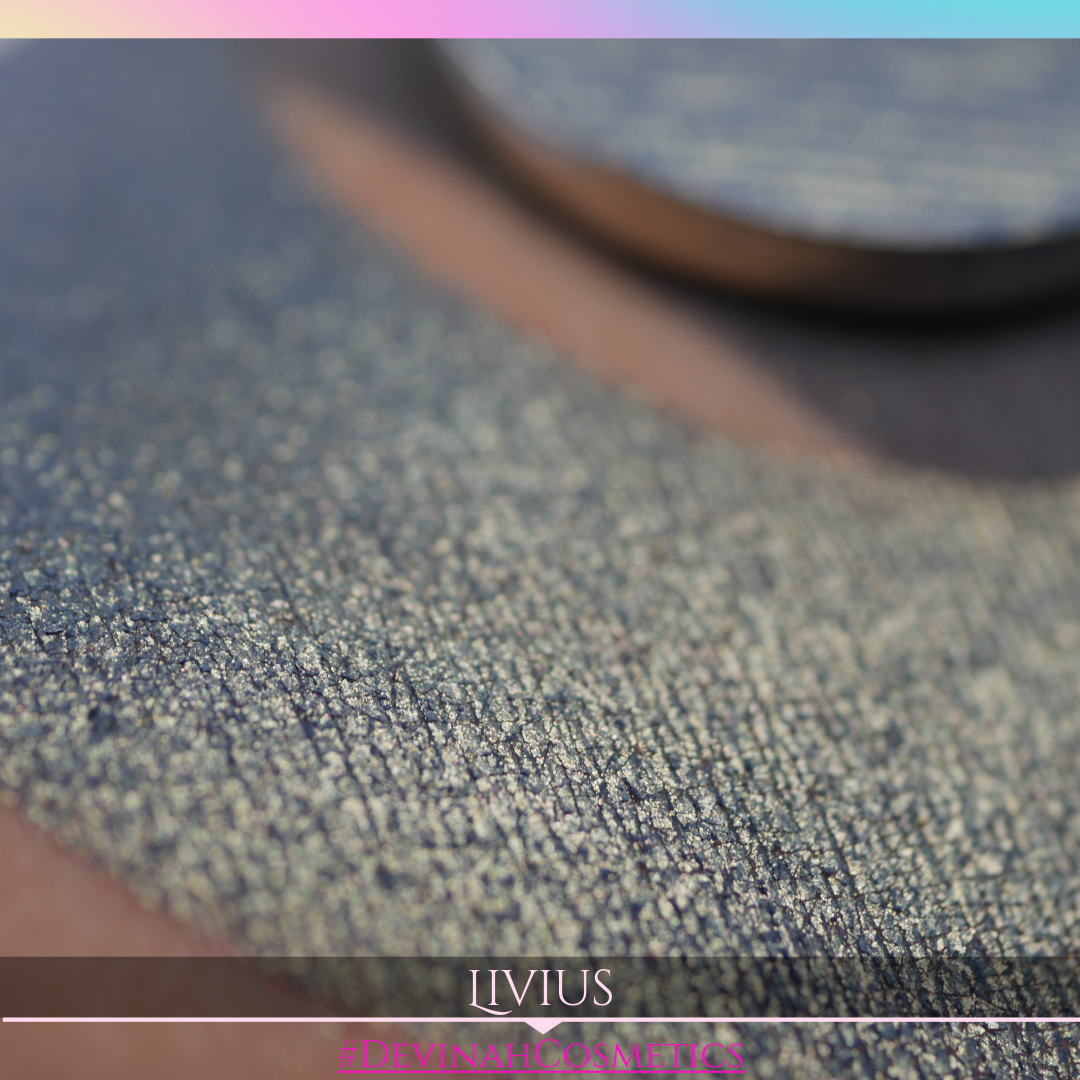 soft blue green with golden fip eyeshadow shimmer