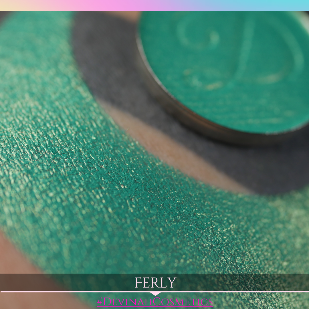 Golden grassy green shimmer eyeshadow