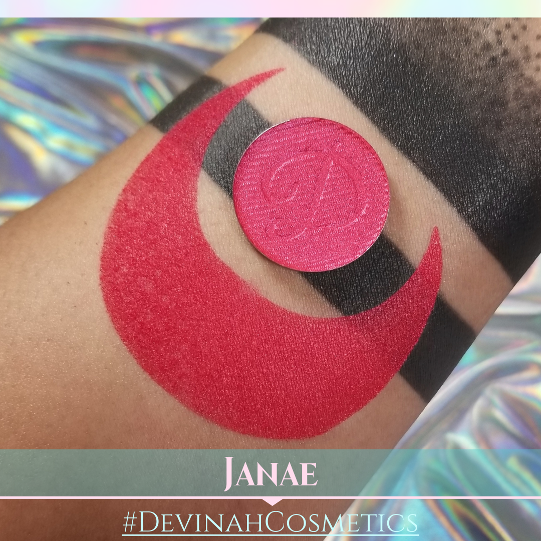 Shimmer eyeshadow, red, hot red, fire red eye shadow